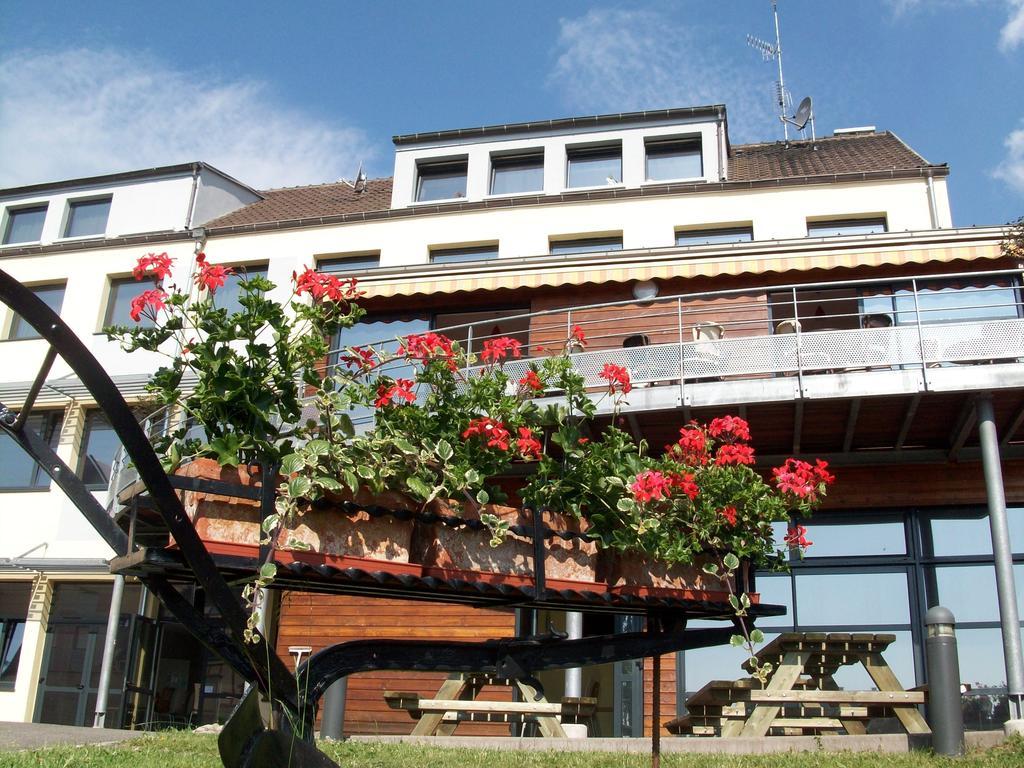 Hostel - Le Mittel Mittelwihr Exterior foto